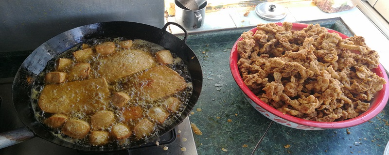 炸酥肉用什么粉 炸酥肉裹哪种粉