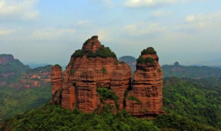 韶关丹霞山游玩介绍 韶关丹霞山旅游景点介绍