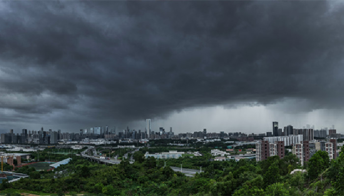 暴雨是怎么形成的 暴雨形成的原因