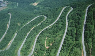 自动挡开盘山公路转弯技巧 自动挡汽车如何开盘山公路