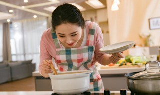 奶油鱼片龙虾汤怎么做（奶油鱼片龙虾汤怎么做好吃）