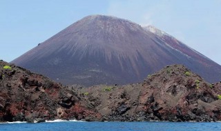 死火山活火山休眠火山的区别 死火山活火山休眠火山的区别动画