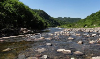 什么的小河填空（很什么很什么的小河填空）