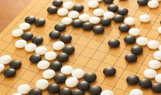 围棋棋盘最中间叫什么（围棋盘上最中间的星位叫什么）