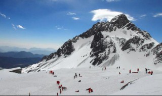 玉龙雪山海拔高度多少 玉龙雪山海拔高度