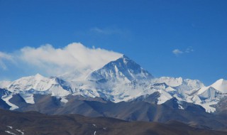 珠穆朗玛峰海拔多少米 珠穆朗玛峰海拔多少千米