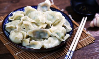 香菜饺子馅怎么调好吃（牛肉香菜饺子馅怎么调好吃）