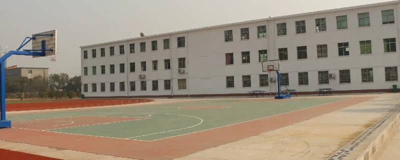 略阳县铁路小学是公立学校吗（略阳铁路中学）