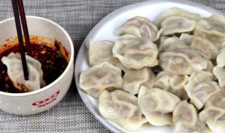 冻饺子冷水下锅要煮多久（冻饺子冷水下锅要煮多久才能熟）