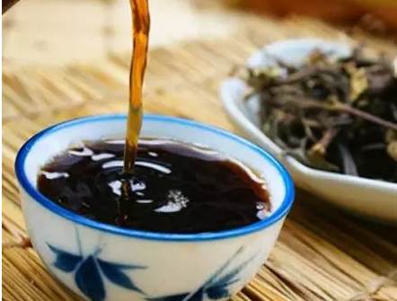 连朴饮茵陈蒿汤的功效是什么呢 连茵陈的功效与作用