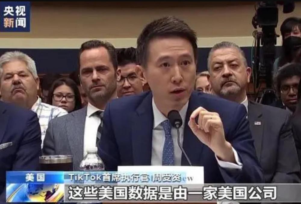 那个不惧“国会山车轮战”的男人为何如此生猛？看了他的履历，不禁让人陷入沉默