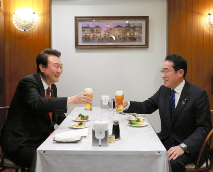 韩媒：岸田文雄会提前访韩（岸田文雄简历）